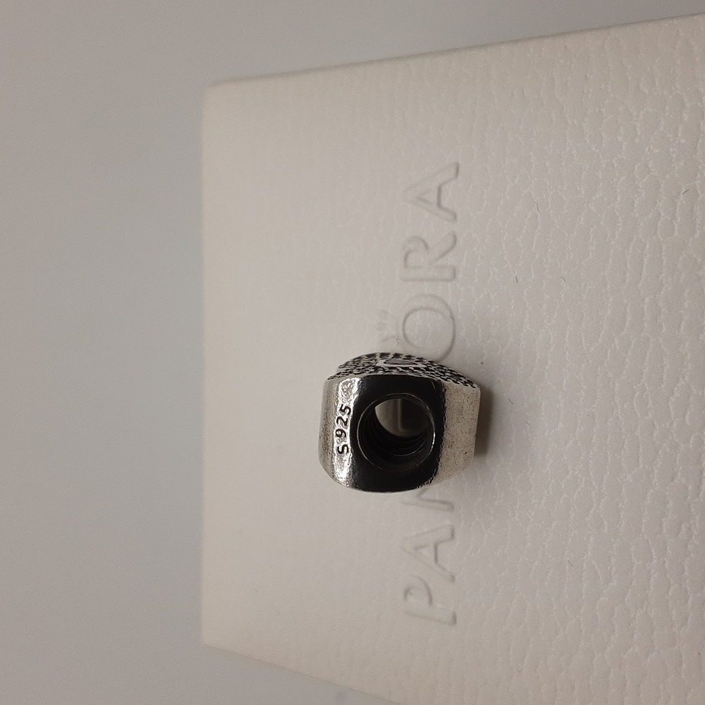 Authentic Pandora Sweetheart Charm - Excellent Used Condition - Picture 5 of 9